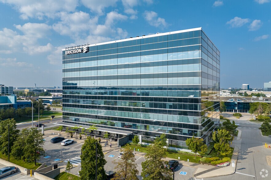 2425 Matheson Blvd E, Mississauga, ON à louer - Photo du bâtiment - Image 2 de 6