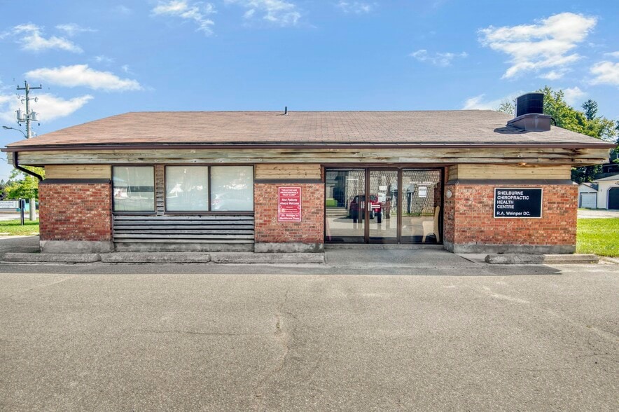 215 First Av E, Shelburne, ON for sale - Primary Photo - Image 1 of 17