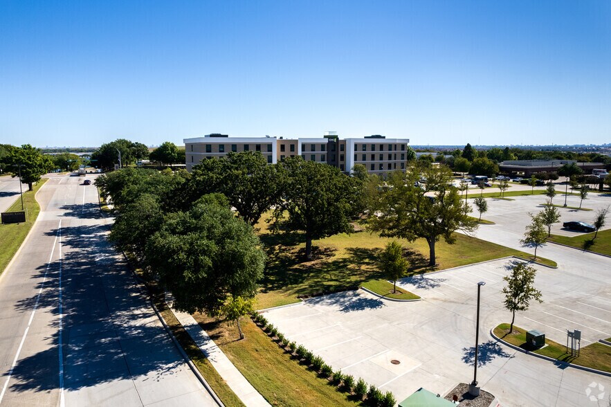 SEC of I-35 & Corporate Dr, Lewisville, TX à louer - Aérien - Image 3 de 18