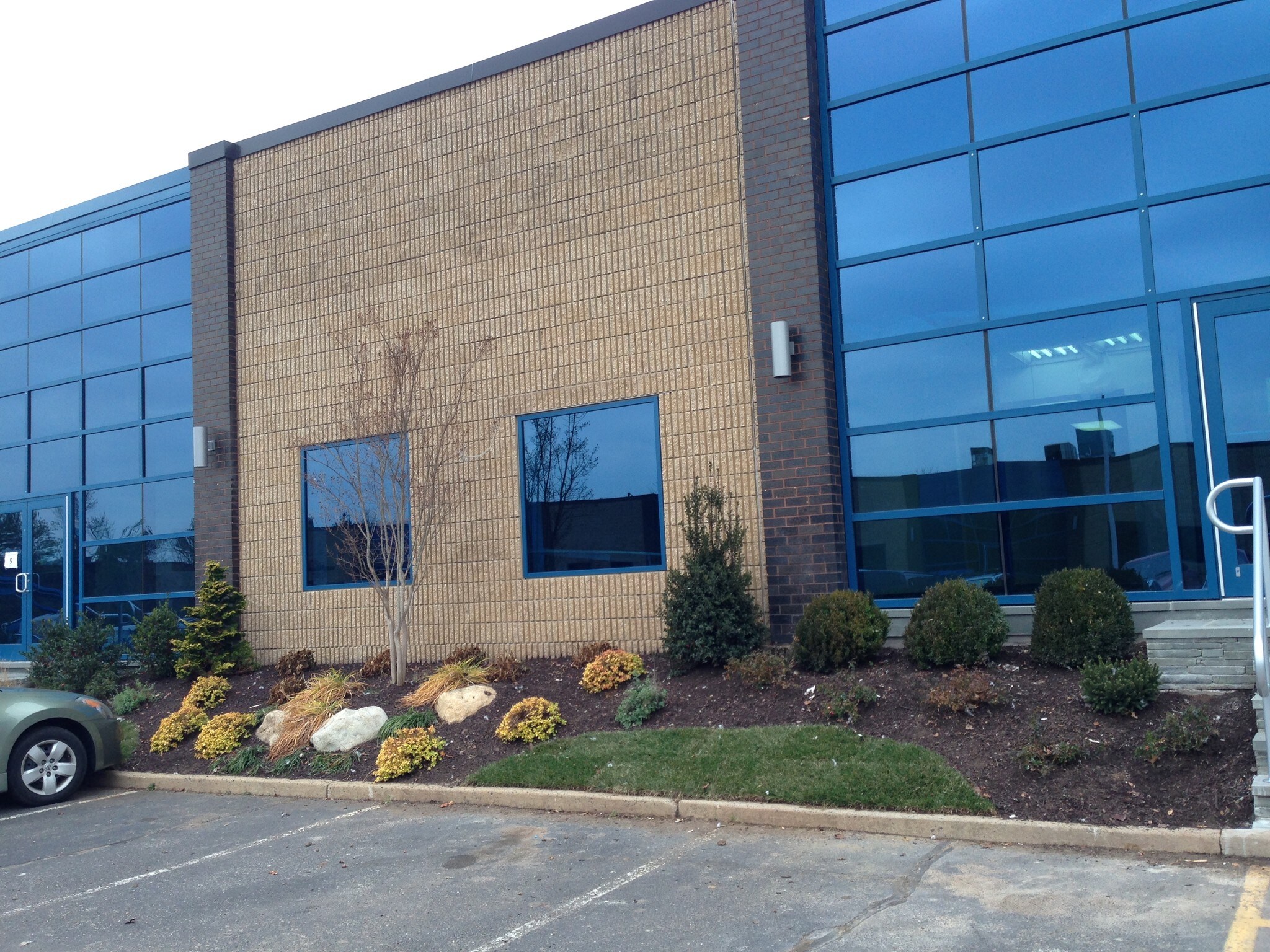 3005 Hadley Rd, South Plainfield, NJ for lease Primary Photo- Image 1 of 7