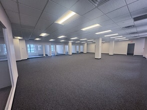 11 Broadway, New York, NY for lease Interior Photo- Image 2 of 4