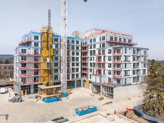 Plus de détails pour 484-490 Plains Rd E, Burlington, ON - Multi-résidentiel à vendre