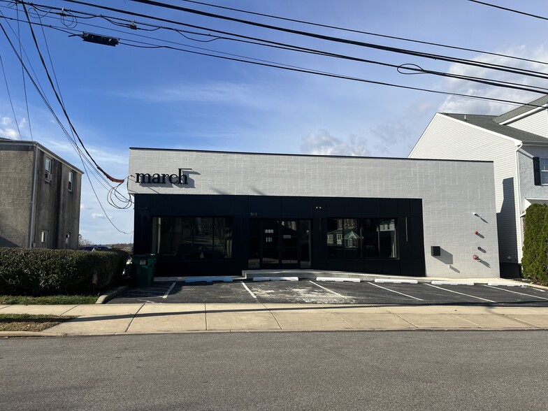 918 Maple St, Conshohocken, PA à louer - Photo du bâtiment - Image 1 de 7