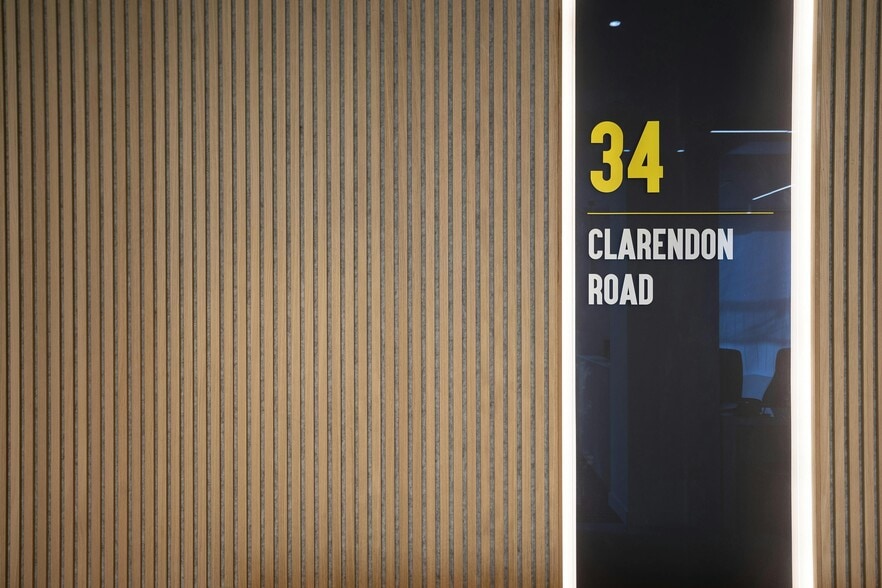 34 Clarendon Rd, Watford à louer - Photo du bâtiment - Image 3 de 14