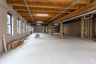 501 1st Ave NE, Minneapolis, MN for lease Interior Photo- Image 2 of 3