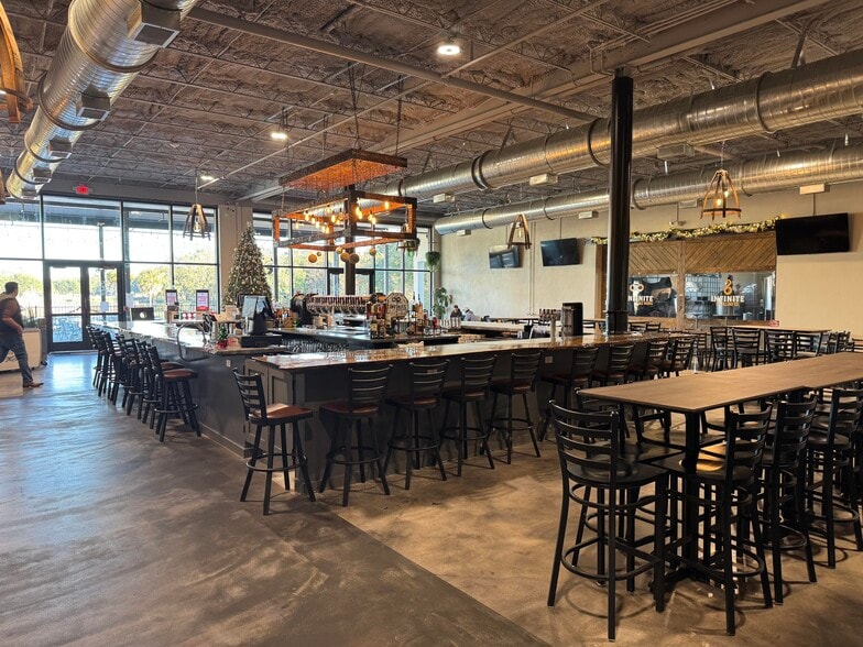 235 NE Watula Ave, Ocala, FL for sale - Building Photo - Image 2 of 56