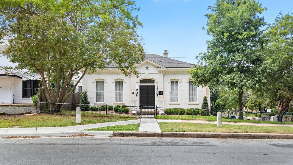 1008 West Ave, Austin, TX à louer - Photo du bâtiment - Image 1 de 38