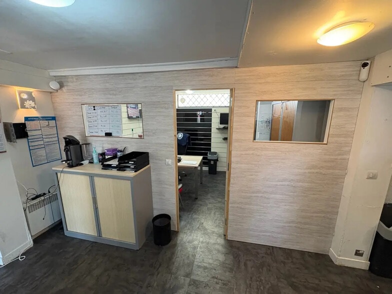 14 Place De L'Europe, Émerainville à louer - Photo intérieure - Image 3 de 4