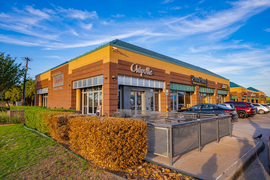 2101-2151 N Collins St, Arlington, TX for lease - Building Photo - Image 2 of 4