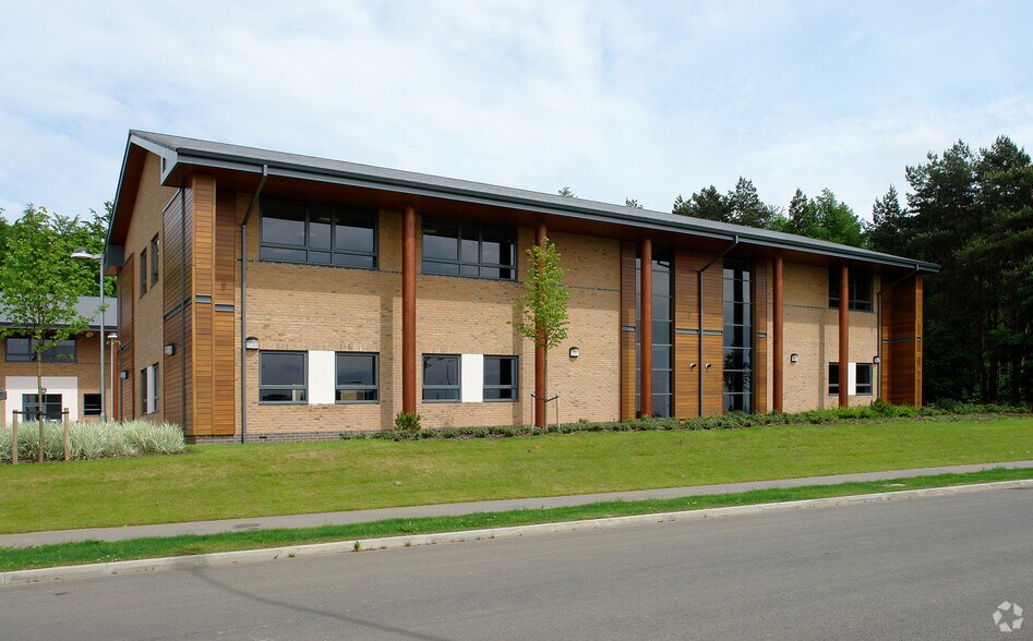 Cherry Hall Rd, Kettering à louer - Photo du bâtiment - Image 2 de 3