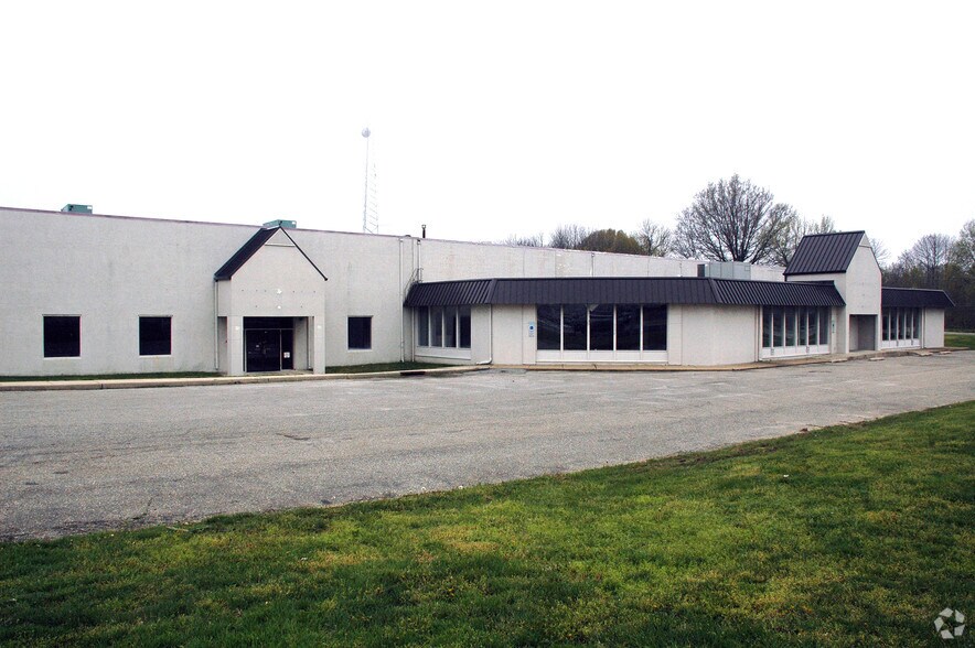 538 Route 38 E, Maple Shade Township, NJ à louer - Photo du bâtiment - Image 3 de 5