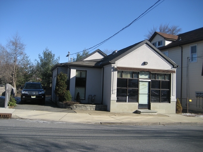 129 Paris Ave, Northvale, NJ for sale Primary Photo- Image 1 of 1