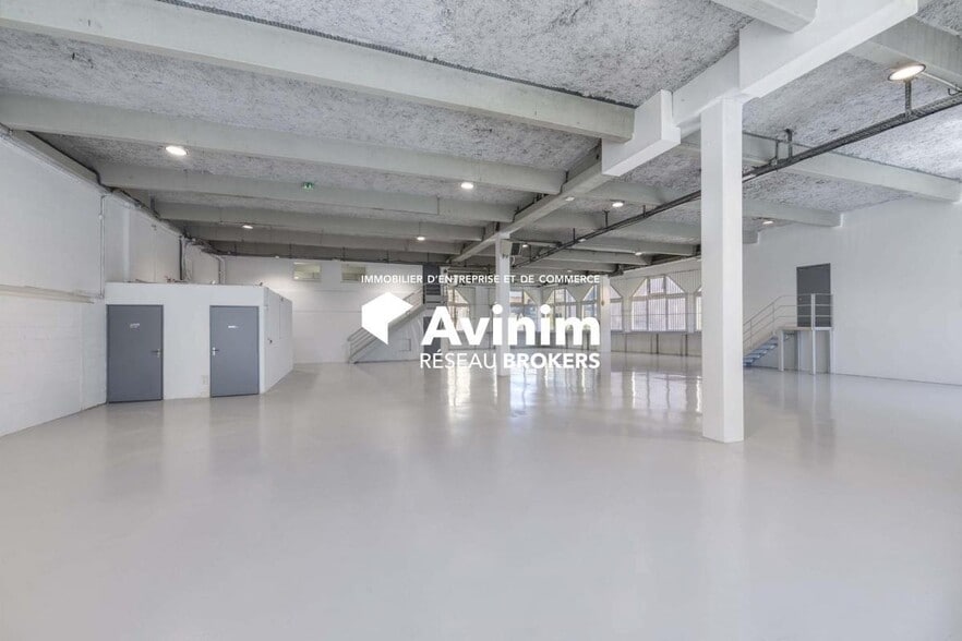 Industrial in Aubervilliers for lease - Interior Photo - Image 3 of 4