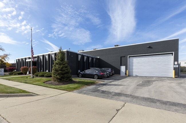 More details for 744 N Oaklawn Ave, Elmhurst, IL - Industrial for Lease