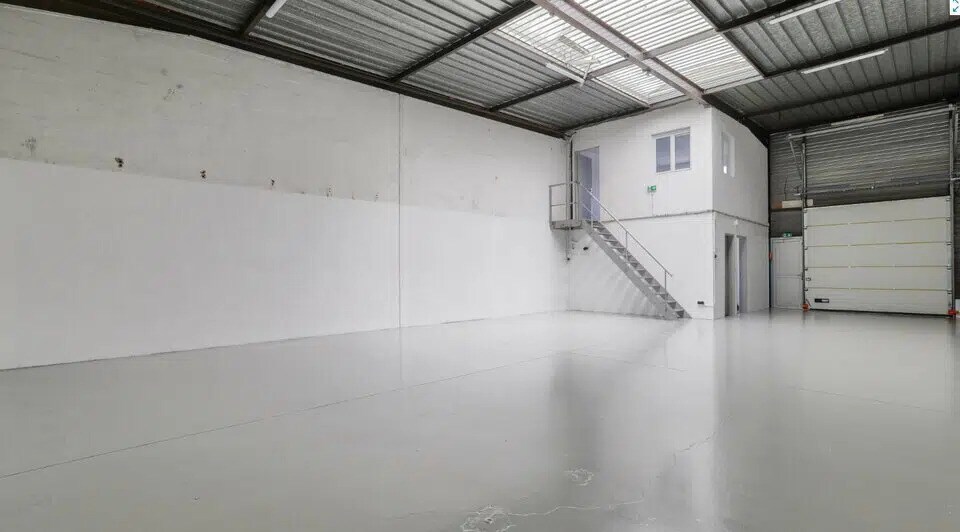 Flex in SAINT-OUEN-L'AUMONE for lease - Interior Photo - Image 2 of 6