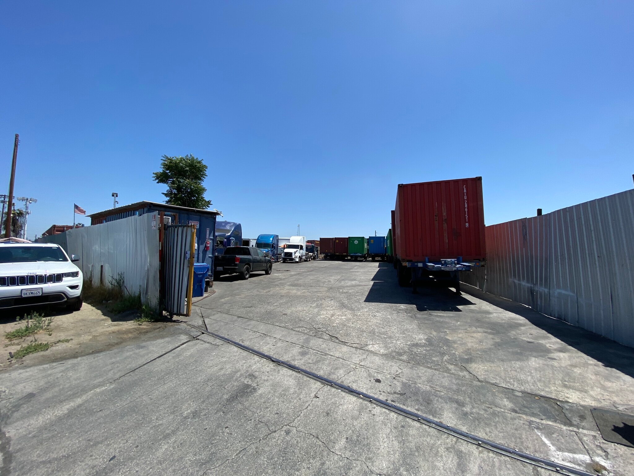 518 Quay Ave, Wilmington, CA for lease Building Photo- Image 1 of 4