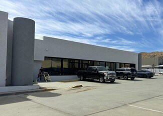 Plus de détails pour 67777 E Palm Canyon Dr, Cathedral City, CA - Commerce de détail à louer