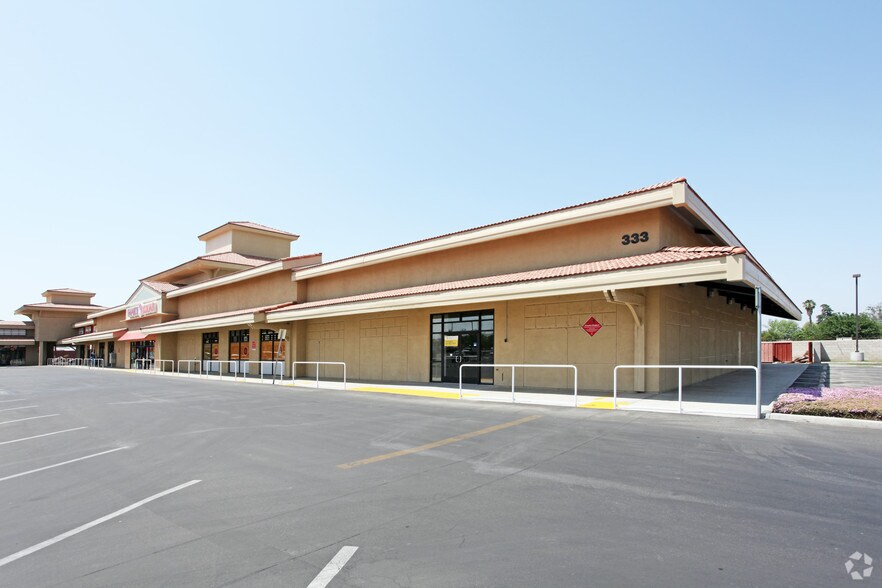 333 Union Ave, Bakersfield, CA à louer - Photo principale - Image 2 de 5