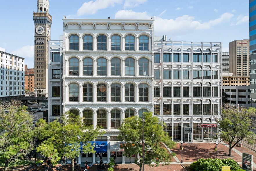 300 W Pratt St, Baltimore, MD à louer - Photo du bâtiment - Image 3 de 25