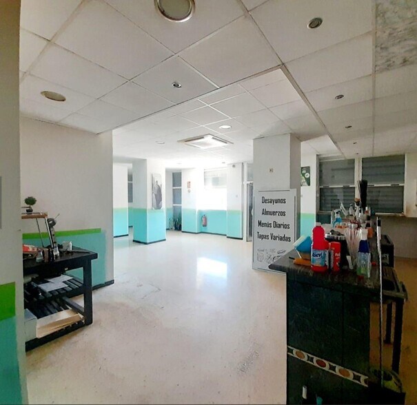Retail in Elche, Alicante for sale - Interior Photo - Image 3 of 6