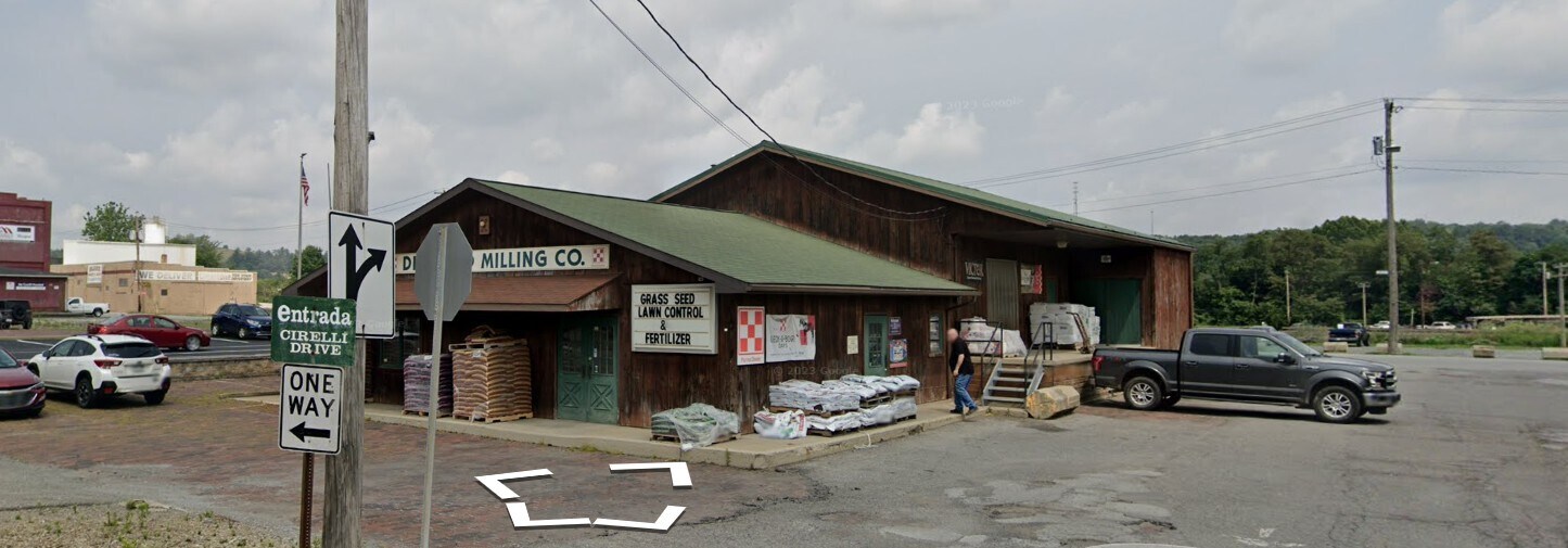 700 Beaver Ave, Ellwood City, PA for sale Primary Photo- Image 1 of 5