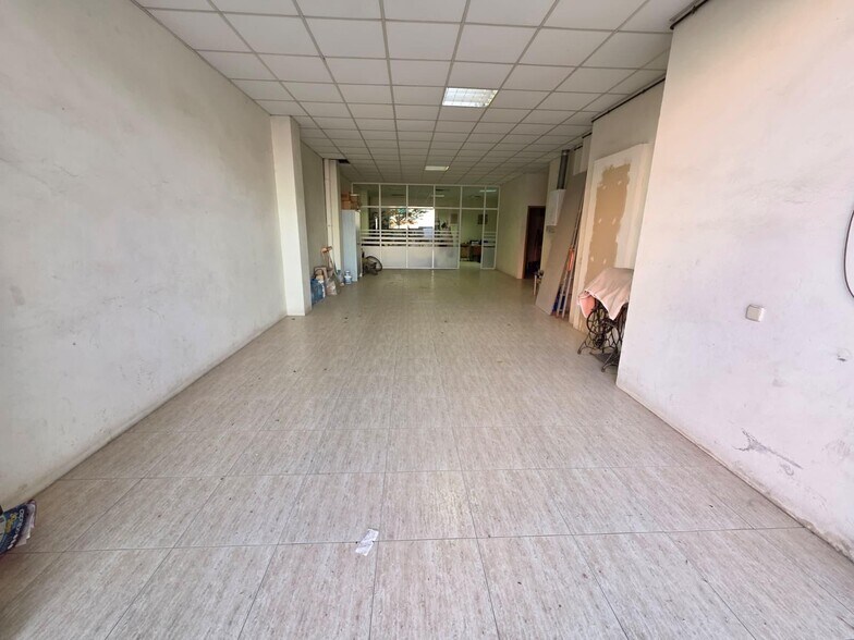 Retail in Igualada, Barcelona for lease - Building Photo - Image 1 of 2