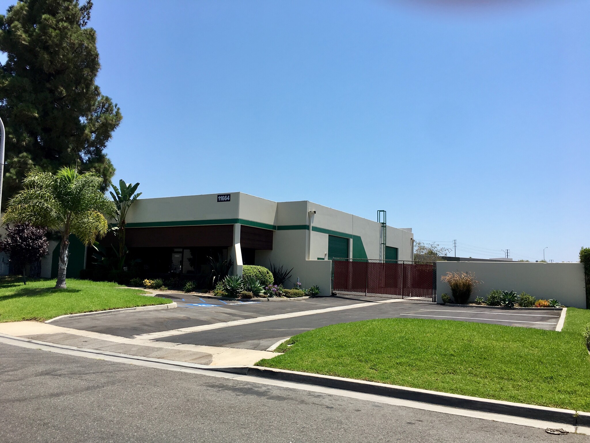 11664 Coley River Cir, Fountain Valley, CA for sale Building Photo- Image 1 of 1