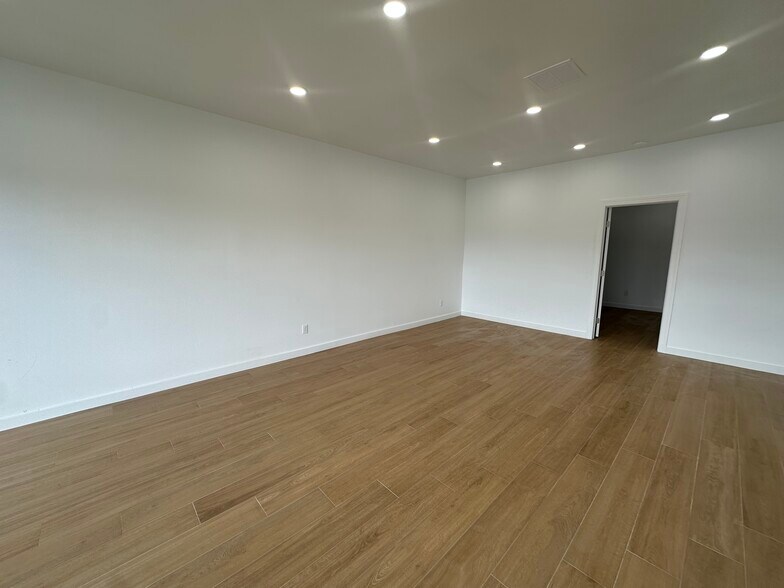 1148-1152 SE Highway 484, Ocala, FL à louer - Photo intérieure - Image 3 de 10