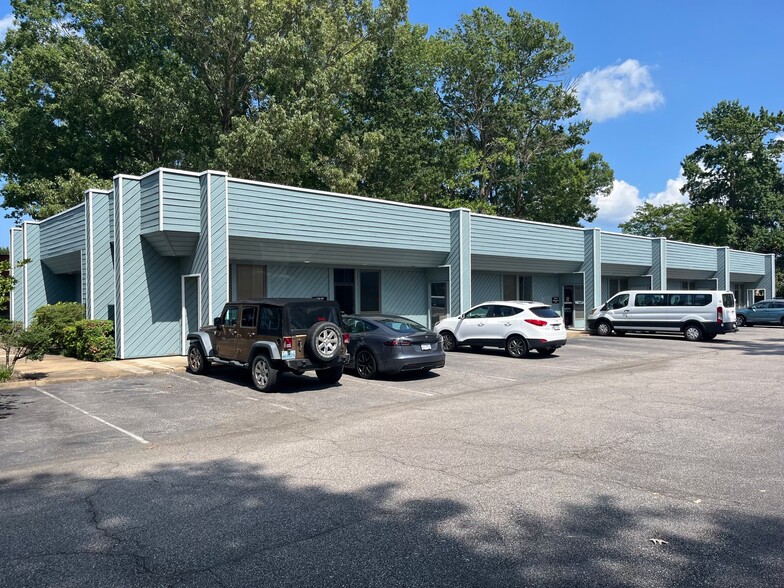 4520 Holland Office Park, Virginia Beach, VA for lease - Building Photo - Image 1 of 4