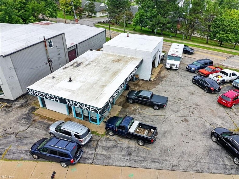 2515 W Prospect Rd, Ashtabula, OH for sale - Building Photo - Image 2 of 6