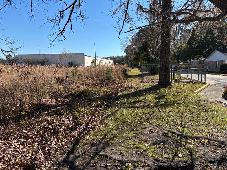 1000 Cooks Lane, Green Cove Springs, FL for sale - Building Photo - Image 3 of 24