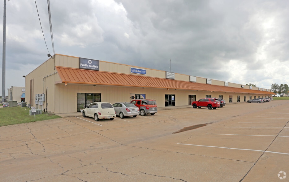 9558 Helms Trl, Forney, TX for lease - Building Photo - Image 3 of 5