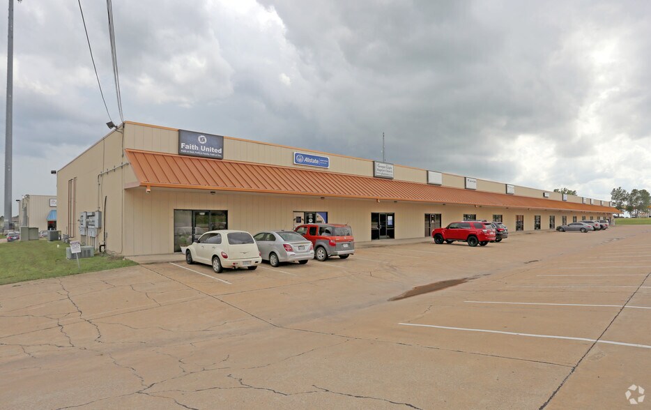 9558 Helms Trl, Forney, TX à louer - Photo du bâtiment - Image 3 de 5