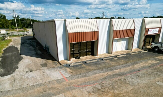 More details for 440 N Eastman Rd, Longview, TX - Industrial for Lease