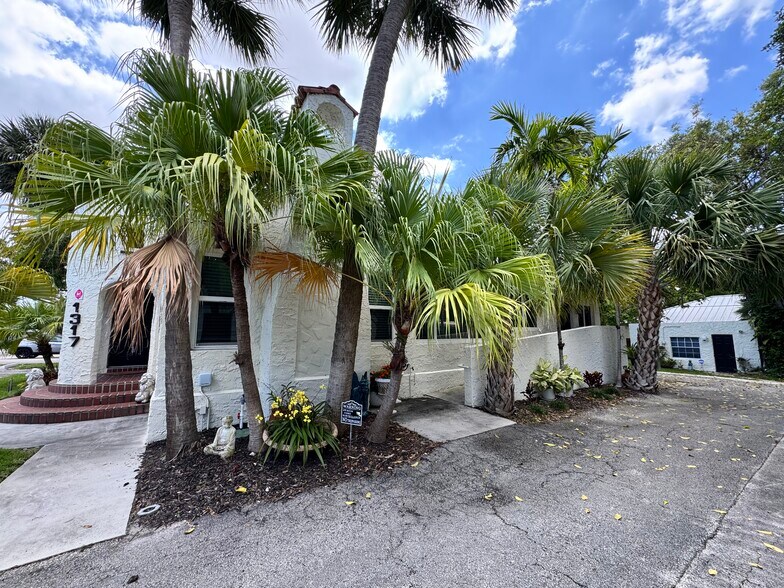 1317 SE 4th Ave, Fort Lauderdale, FL à vendre - Photo du bâtiment - Image 3 de 43