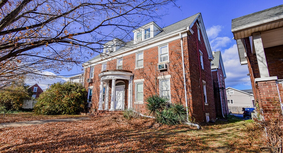 Bladensburg Road Portfolio portfolio of 4 properties for sale on LoopNet.ca - Building Photo - Image 2 of 13