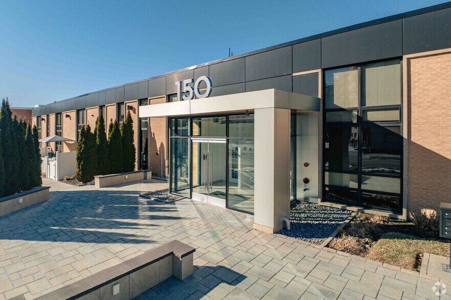 150 Coolidge Ave, Watertown, MA à louer - Photo du bâtiment - Image 3 de 5