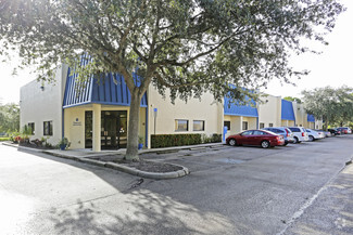 Plus de détails pour 727 Commerce Dr, Venice, FL - Industriel à louer