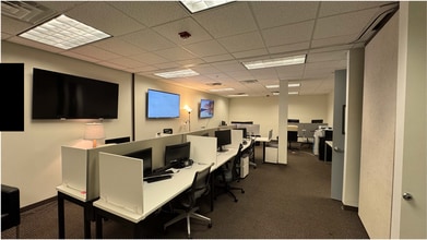 1550 Sawgrass Corporate Pky, Sunrise, FL à louer Photo du bâtiment- Image 2 de 13