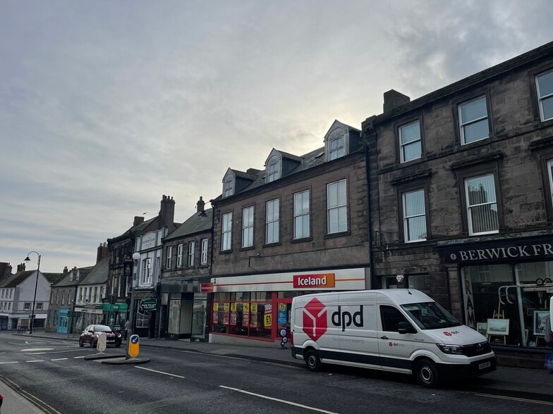 119-125 Marygate, Berwick Upon Tweed for lease - Building Photo - Image 3 of 3