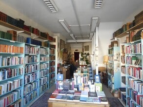 71 High St, Skipton for lease Interior Photo- Image 1 of 1