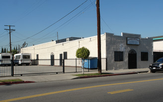 6617 S San Pedro St, Los Angeles CA - Entrepôt