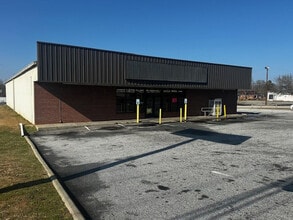 2518 Highway 25 S, Greenwood, SC à louer Photo du bâtiment- Image 2 de 8