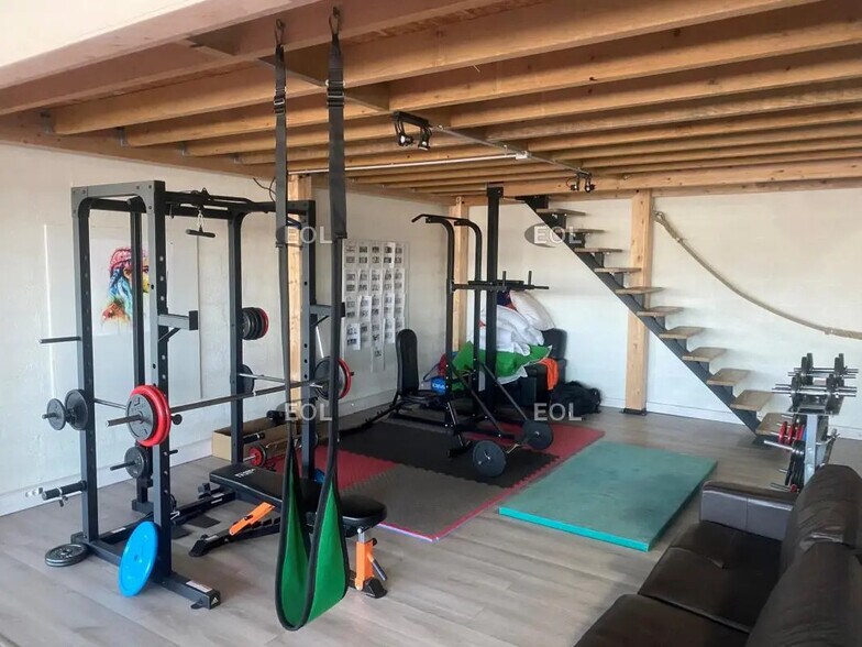 Flex in Bussy-Saint-Martin for lease - Building Photo - Image 2 of 5