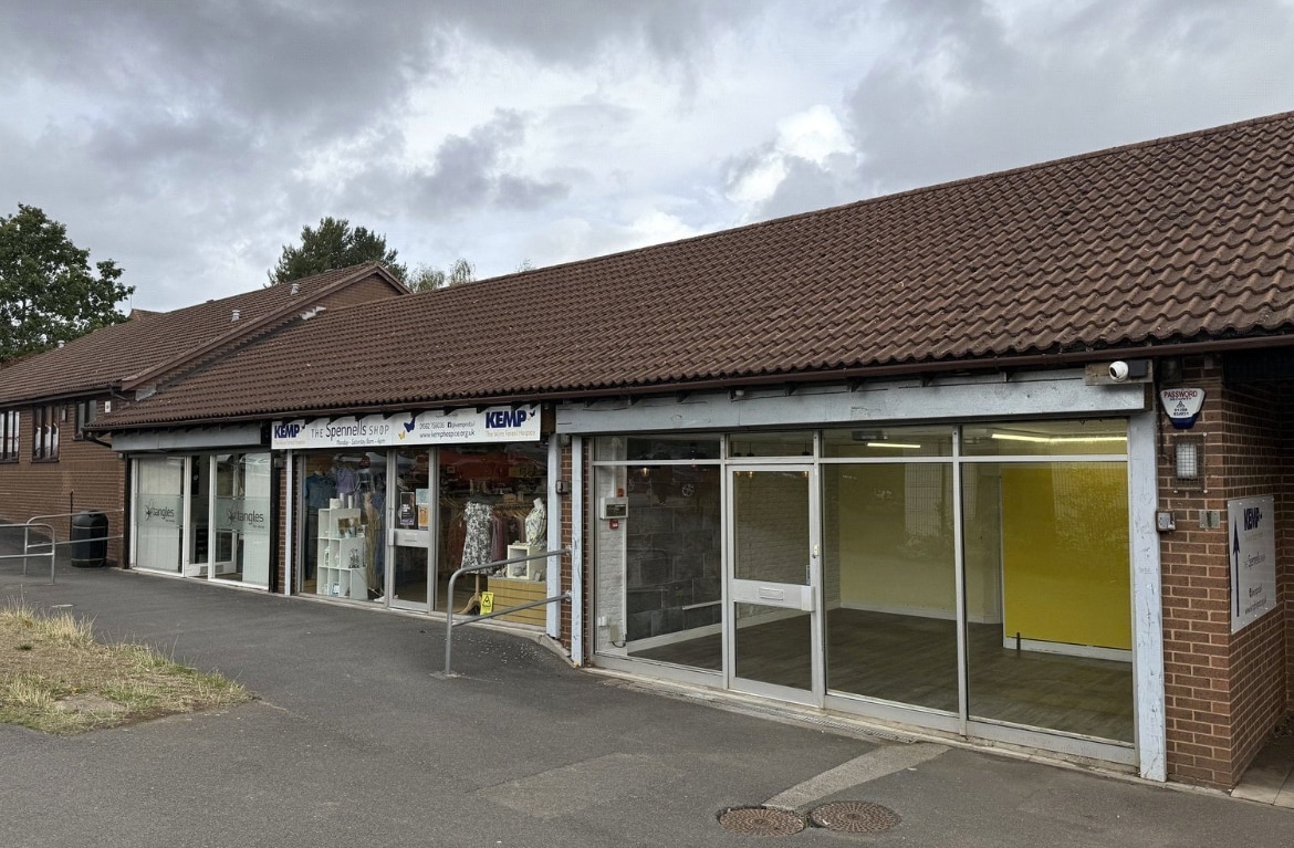 Warbler Pl, Kidderminster à louer Photo du bâtiment- Image 1 de 4