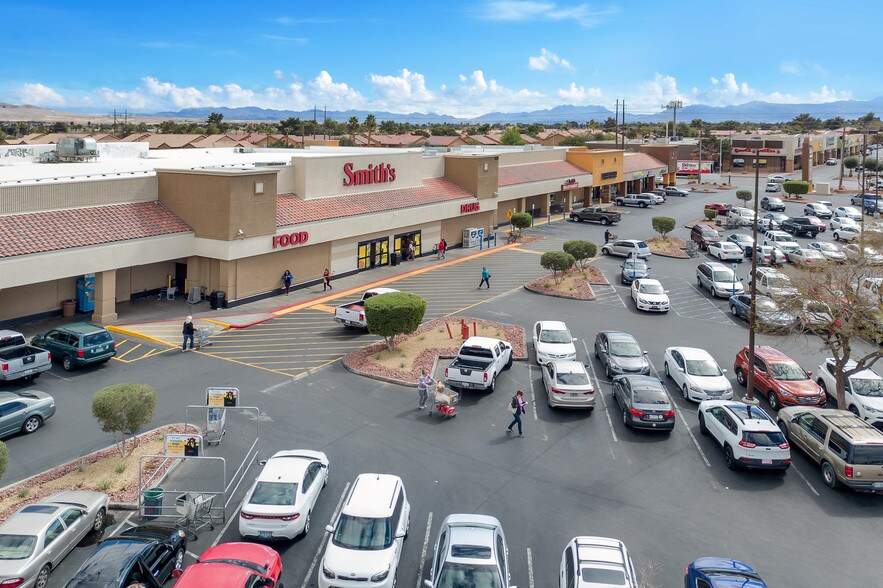 450-570 N Nellis Blvd, Las Vegas, NV à louer - Autre - Image 2 de 12