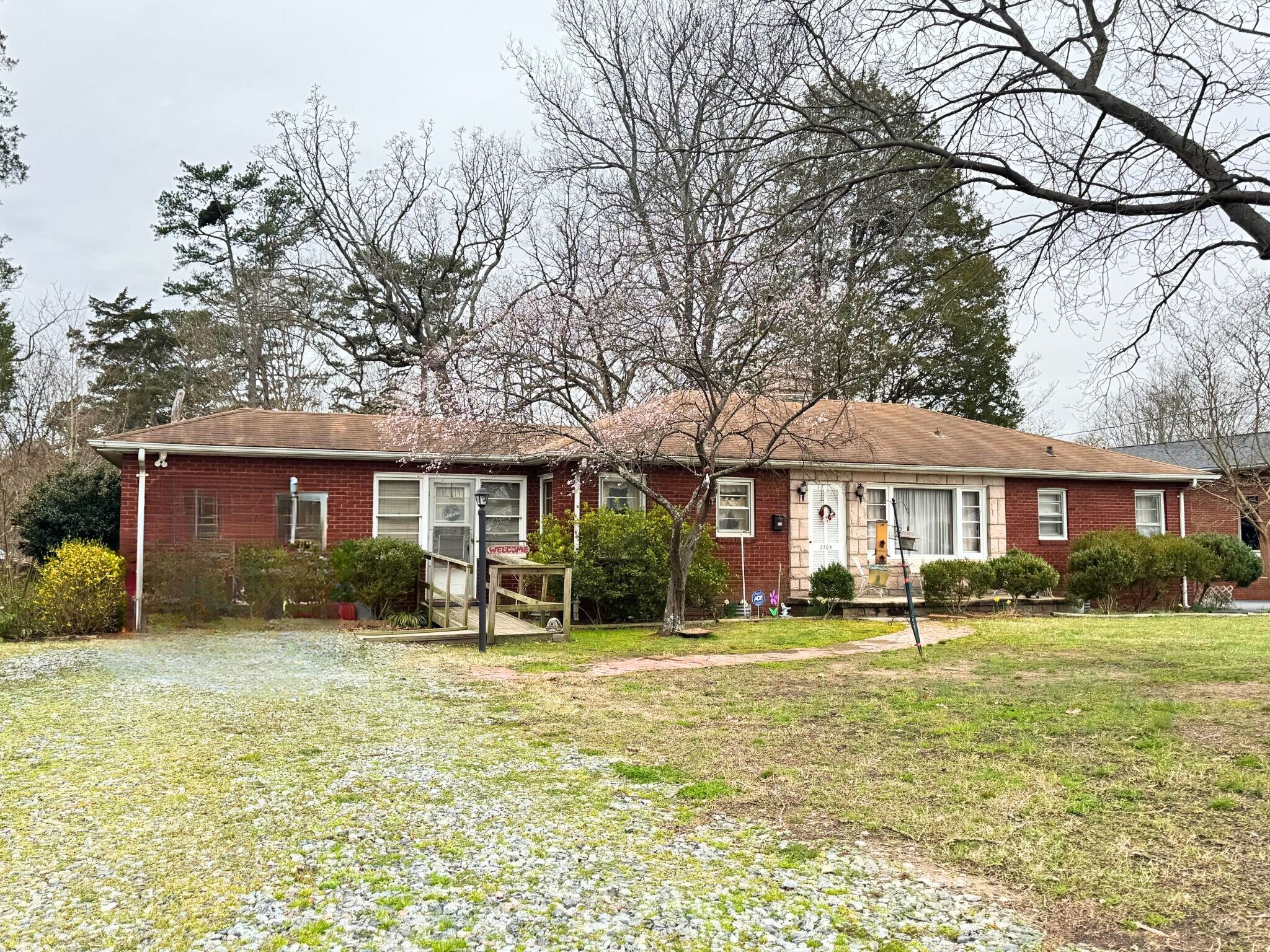 2304 S Cannon Blvd, Kannapolis, NC for sale Building Photo- Image 1 of 12