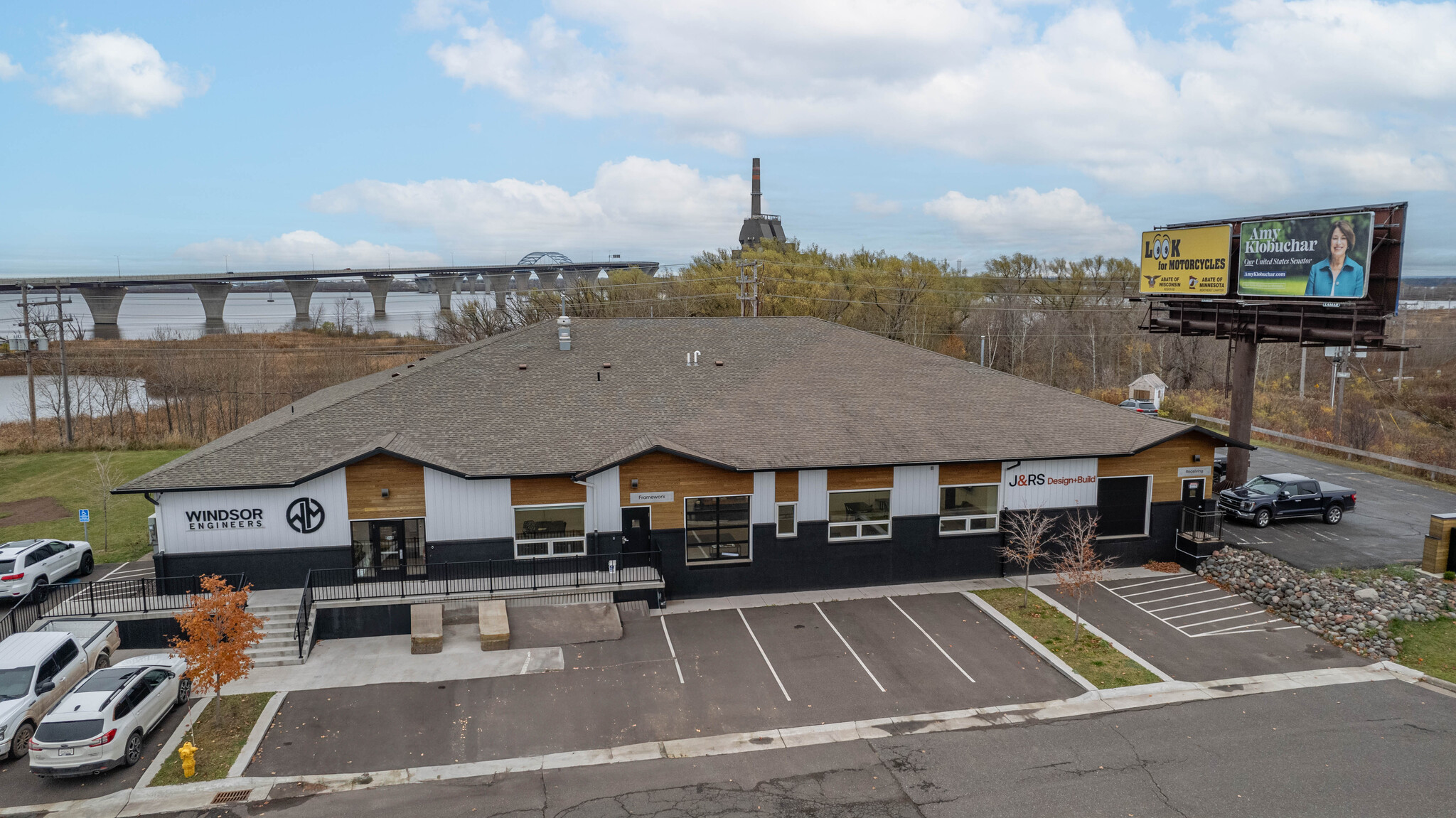 4802 Oneota St, Duluth, MN for lease Building Photo- Image 1 of 14