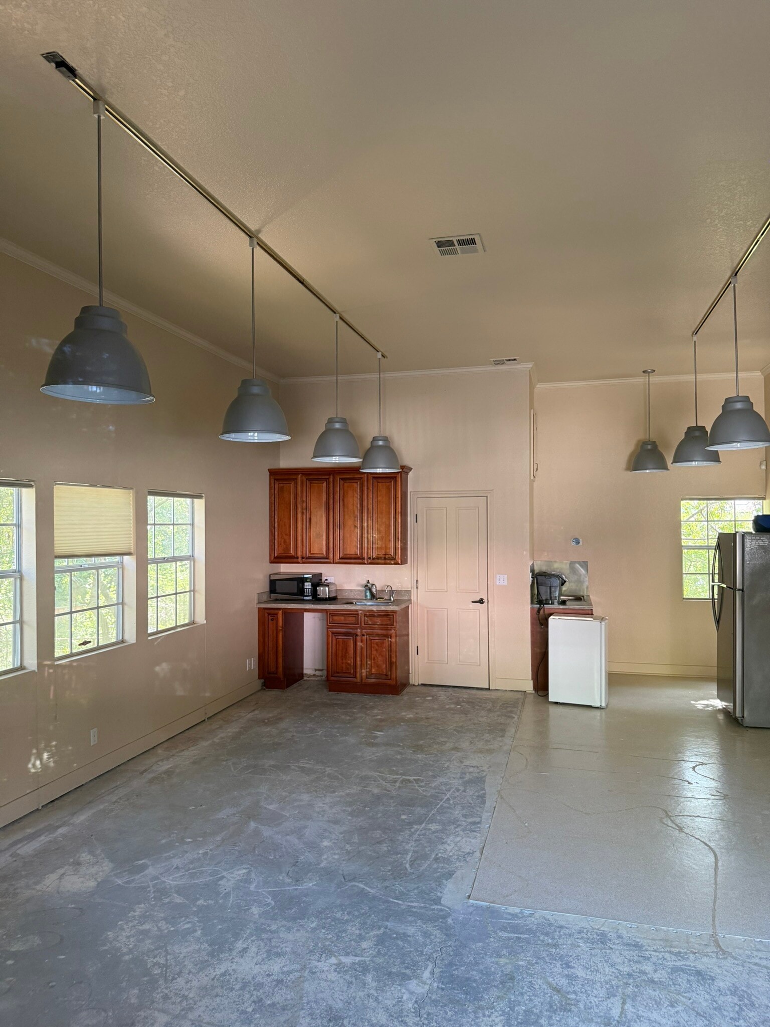 2997 Woodside Rd, Woodside, CA for lease Interior Photo- Image 1 of 2
