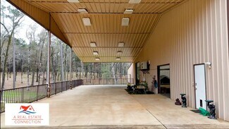 More details for 111 Cypress Bay dr, Milam, TX - Specialty for Sale